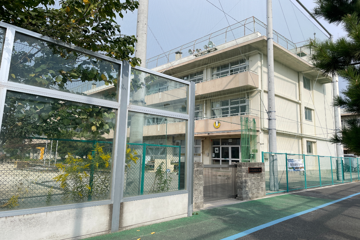 冨貴島小学校/徒歩5分 冨貴島小学校/徒歩5分
