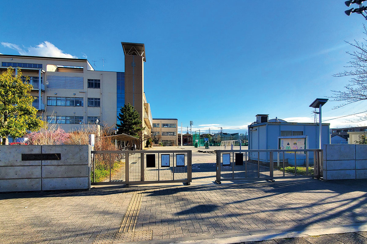 西町小学校/徒歩11分