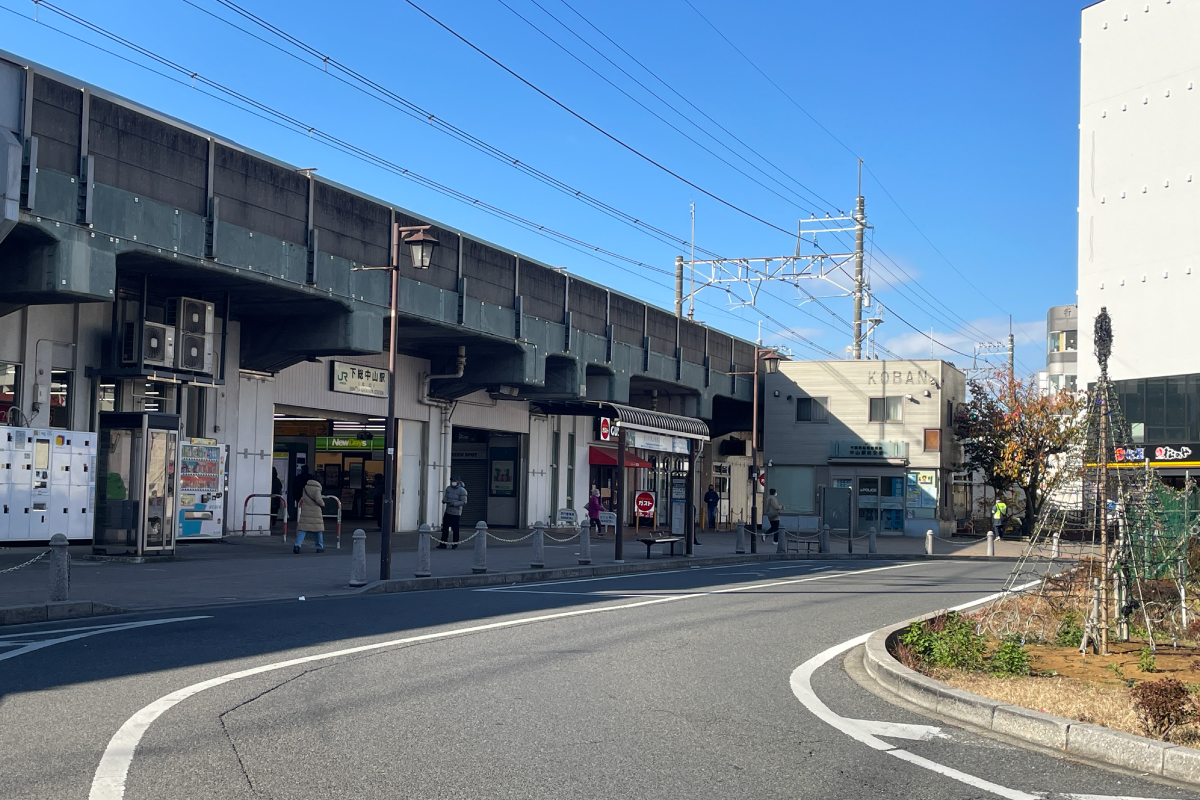 JR総武線「下総中山」駅 JR総武線「下総中山」駅
