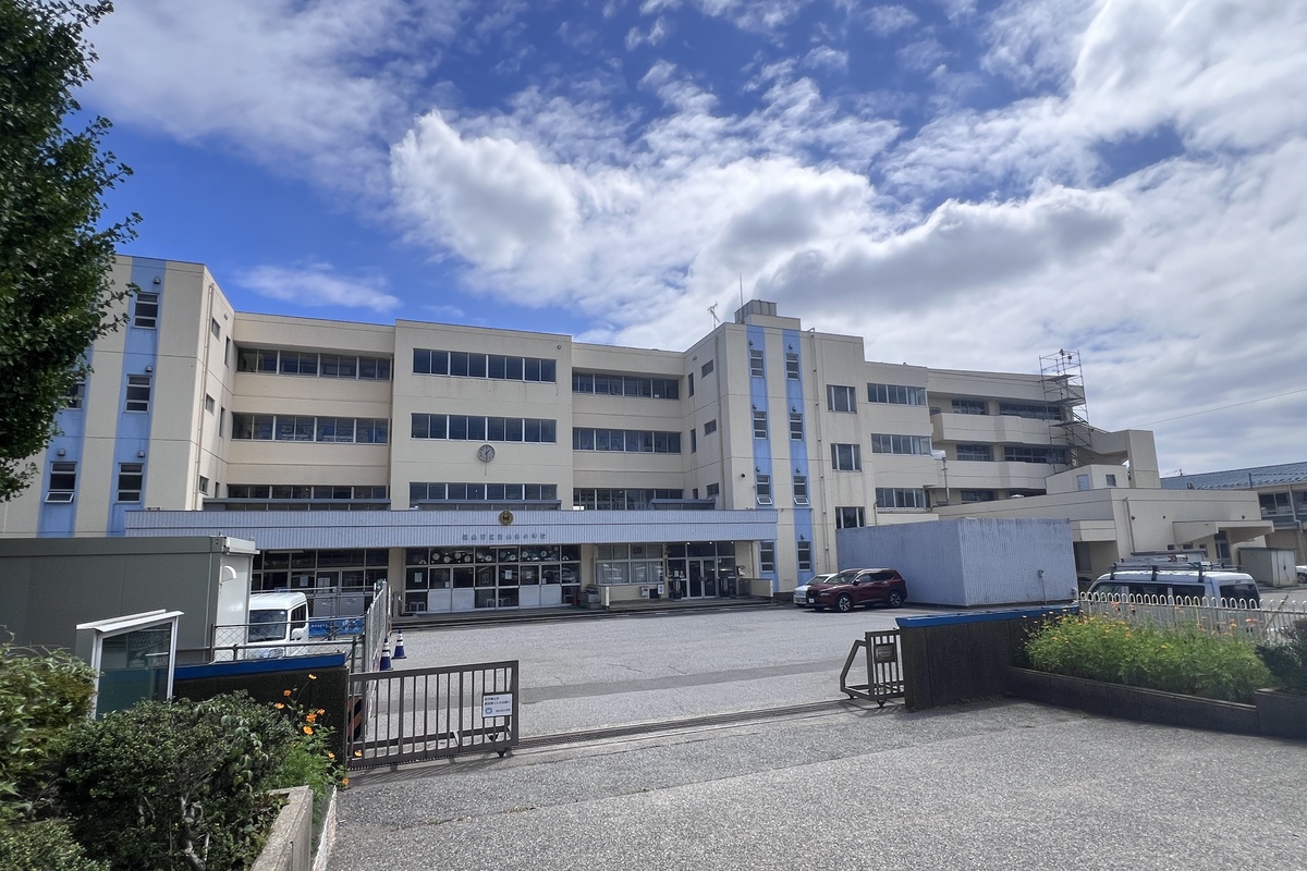 流山北小学校/徒歩4分