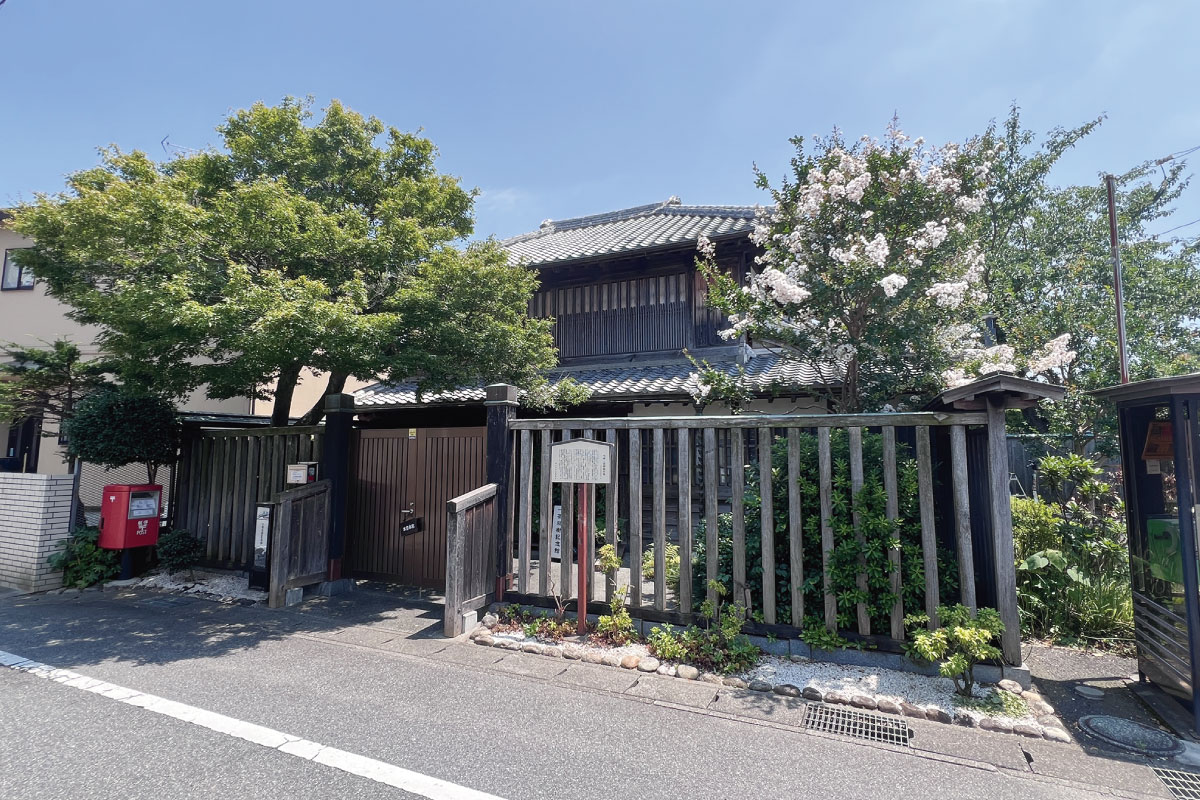 一茶双樹記念館